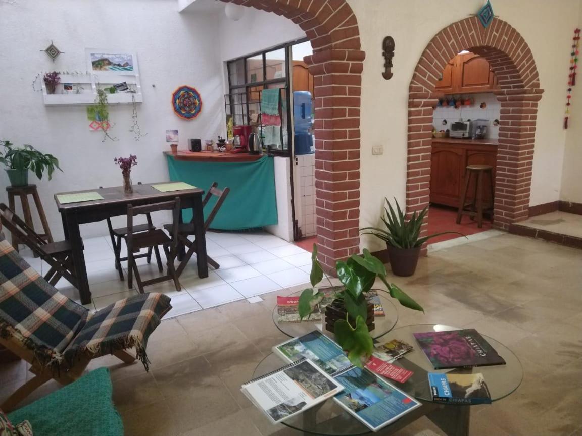 Готель Casa Namaste Сан-Крістобаль-де-лас-Касас Екстер'єр фото
